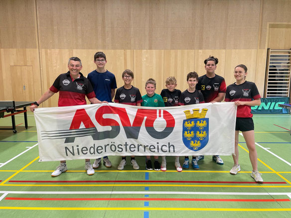 Das vom ASVÖ-Niederösterreich geförderte Ferienspiel des TTV Sierndorf hat für die Termine zwei und drei noch Steigerungsbedarf. Dennoch freuten sich die anwesenden Kinder den Schläger schwingen zu dürfen.