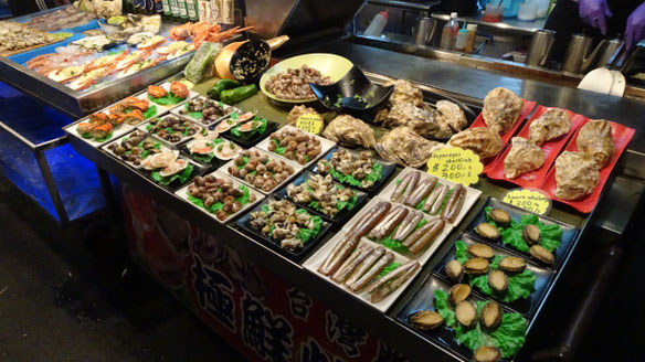 Nightmarket, Nachtmarkt, Streetfood, Kaohsiung, Tainan, Taipeh, Taipei, Taiwan, Asien, Südostasien, Essen, Trinken, Seafood