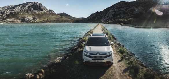 DER KOMFORTABELSTE UND VIELSEITIGSTE SUV SEINES SEGMENTS - der neue Citroën C5 Aircross