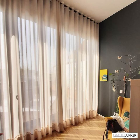 Schallschutz Gardinen nach Maß angefertigt von Lamellen Junker im Main-Kinzig-Kreis