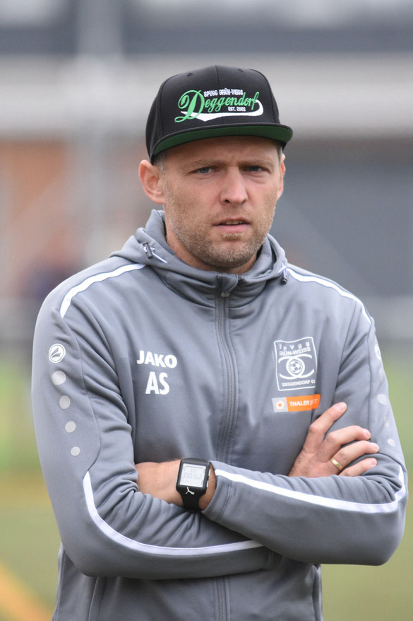 Alex Sipos - sein fussballerisches Wissen gibt er jetzt an die Jugend weiter