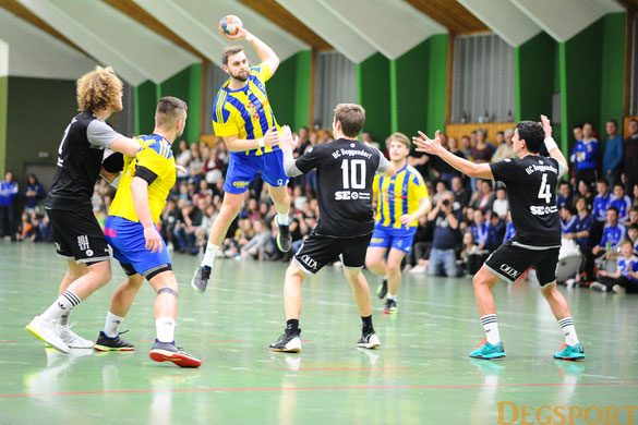 #9 Jakub Rezabek