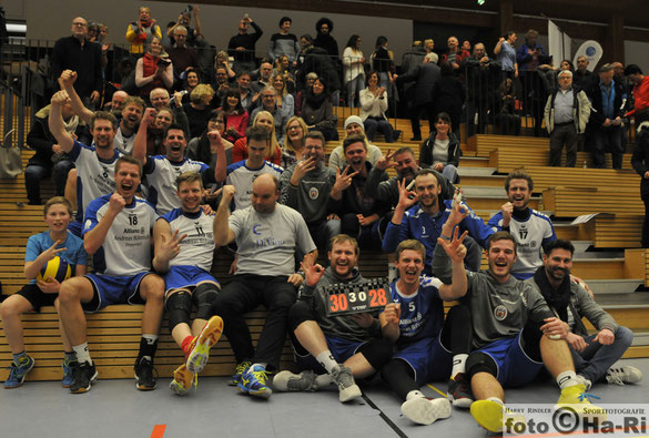 auch mit den Deggendorfer Volleyballern hatte er viel zu jubeln