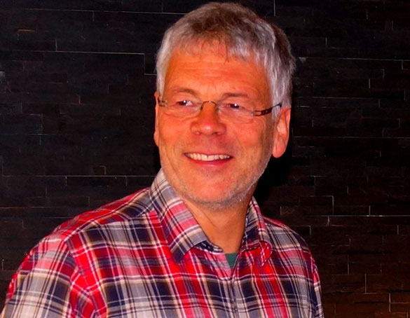 Dr. Roland Ebner
