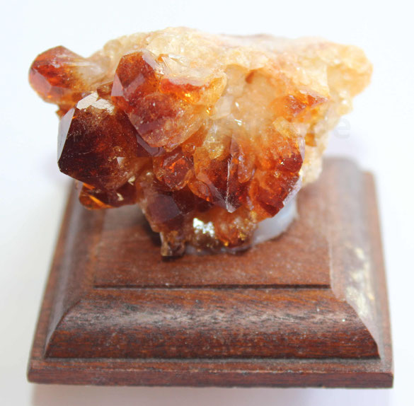 Rötliches Quartz aus Marokko.
