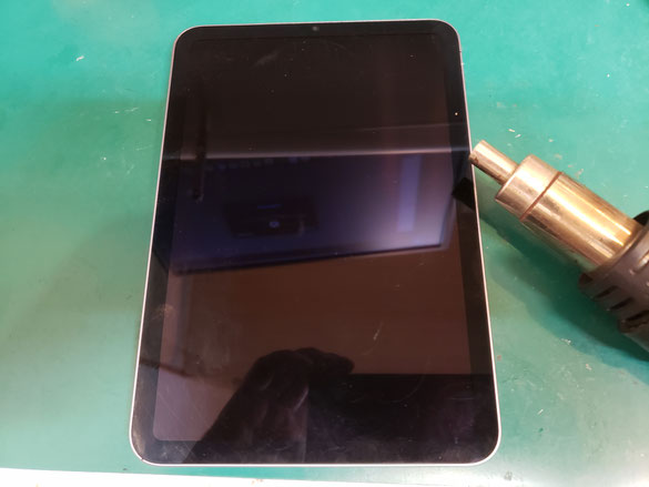 Apple iPad mini 6 画面修理方法 - カバーガレージ恵比寿 Apple iPad mini 6 画面修理方法 - カバーガレージ恵比寿