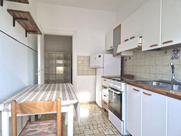 Immagine cucina tricamere via Bernardinis