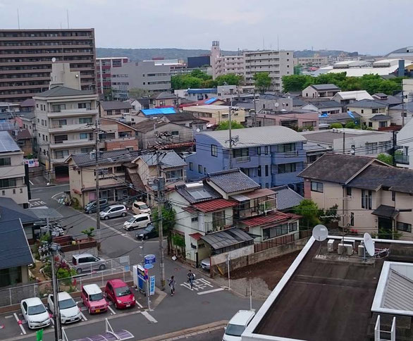 熊本市内の様子　/　マニフレックスの品揃えが １番の マニステージ福岡