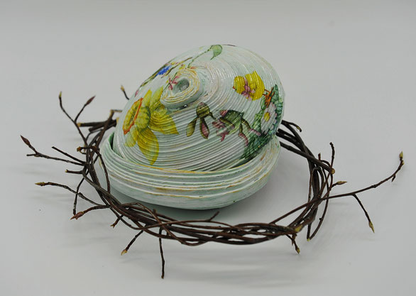 ...und von der anderen Seite. Fehlt nur der süße Inhalt.