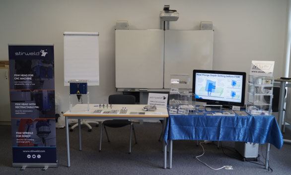 Ausstellungstische von Stirweld und AluStir bei der Fachtagung Rührreibschweißen in der SLV Berlin-Brandenburg