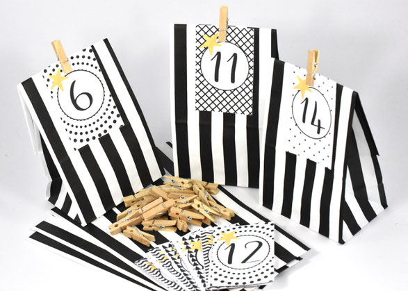 1 SET DIY Adventskalender besteht je aus: 24 Papiertüten Flach, hergestellt aus starkem 36g/m² Kraftpapier, Größe 12 cm x 18 cm,3 Bogen A4, 250 g weiß, mit Zahlen Druck zum Ausschneiden, 24 Mini-Holzklammern, Motiv 11