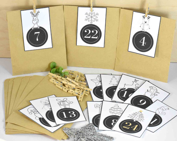 DIY Adventskalender -  1 SET besteht je aus: 24 Kraftpapier Tüten Flach, Größe 13 cm x 9 cm, 3 Bogen A4, 250 g weiß, mit Zahlen Druck zum Ausschneiden, 24 Mini-Holzklammern. Motiv 5