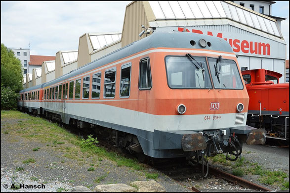 Mit 614 005-7 steht ein Vertreter dieser Baureihe im DB Museum Nürnberg. Das Foto entstand am 15. Juli 2015