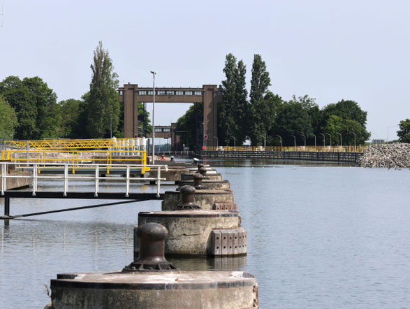 Westelijke voorhaven boven Sluis Born vormen de afrondende fase van het verruimingsproject Zomer 2026 Voltooiing