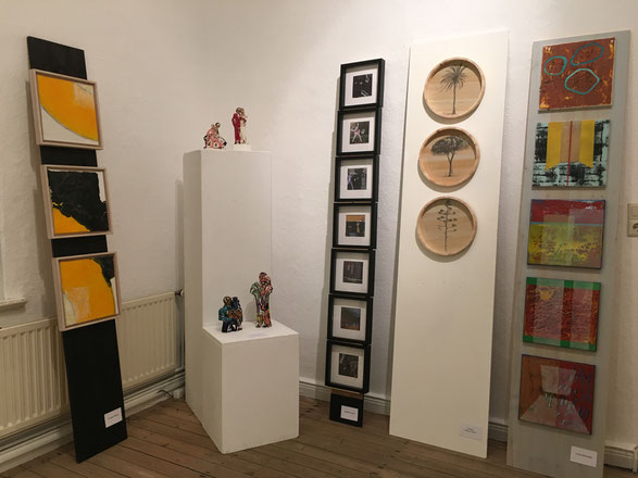 li. Seite; Form, Farbe, Intensität, mixed media, 3 x 30x30, 2019, Accrochage 13, Galerie 149, 2019