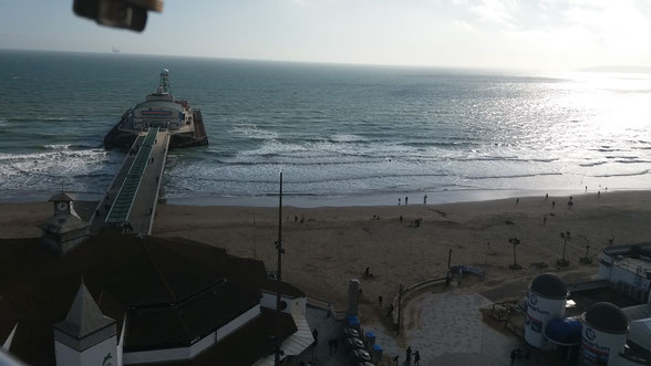 Der Pier vom Riesenrad aus fotografiert, welches seit ein paar Tagen wieder auf hat