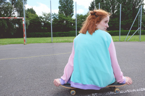 ecchymose sweat pastel rose menthe lilas bleu bébé