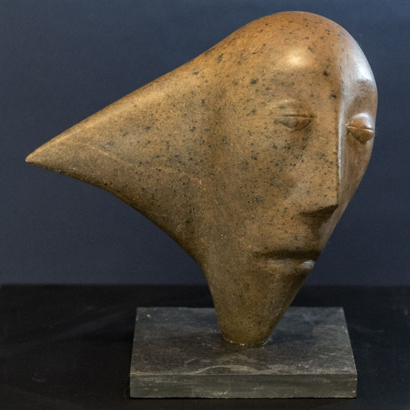 Heidrun Feistner: Ein Engel für Balach / Engel der Geschichte / Stein / 19,5 cm / 2025 / Foto Olaf Mokansky