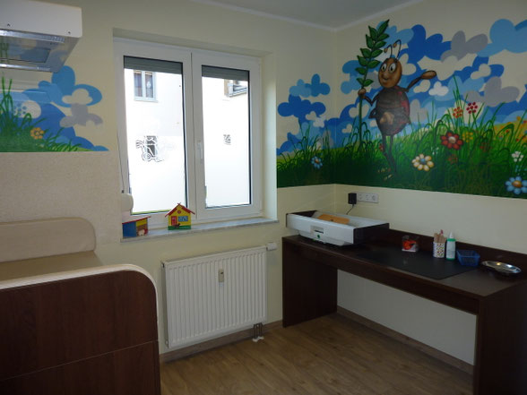 Untersuchungszimmer Baby 1