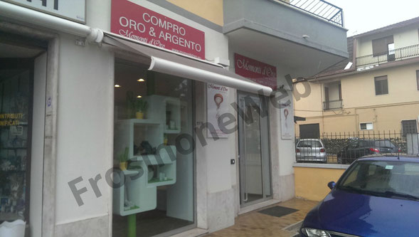 Il punto Compro Oro rapinato dai due minorenni in via Aldo Moro