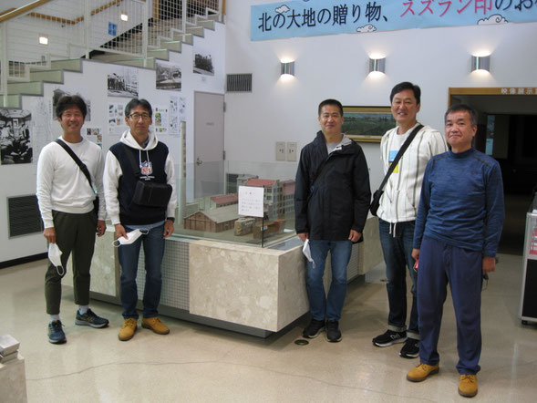千葉市在住の山中様(中央の方)他元同僚の皆様