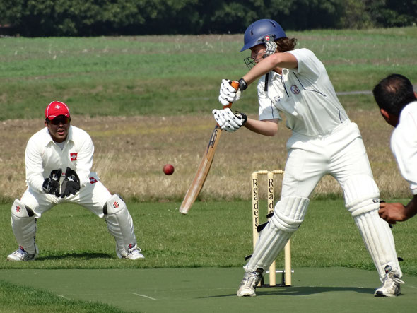 Tom Mampilly in action for Switzerland against Czech Republic (4-Nation T20, 5-7.9.2014)