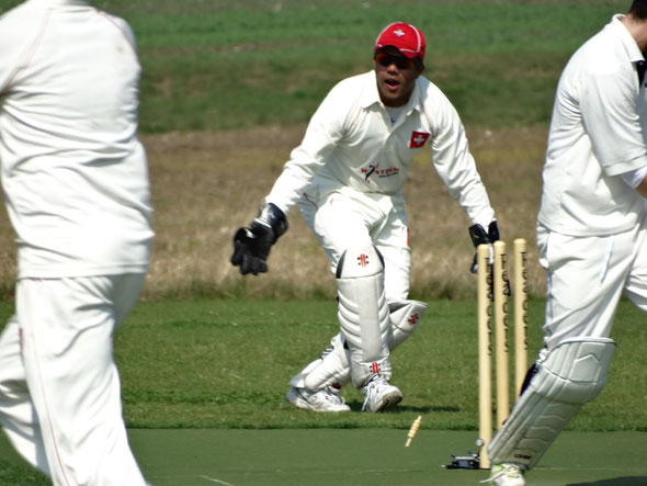 Tom Mampilly in action for Switzerland against Luxembourg (4-Nation T20, 5-7.9.2014)