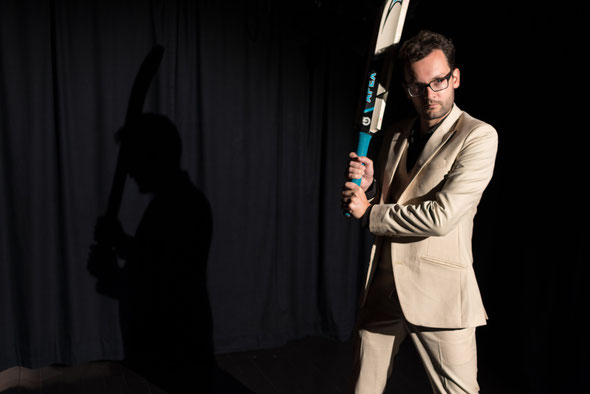 Henry, played by Matthias Wellner, uses a cricket bat supplied by the Winterthur Cricket Club