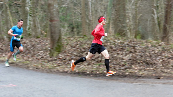 Steffen beim Frühjahrsklassiker in Augsburg - 10 Km in 34:35 Minuten erfolgreich auf dem achten Gesamtrang gefinished