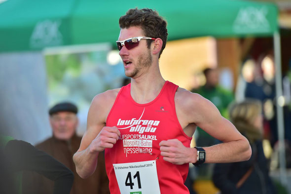 Thomas Capellaro bereichert wieder die Laufszene und lief auf einen hervorragenden achten Gesamtrang in Erkheim
