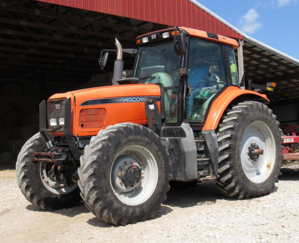 AGCO RT135 MFWD Tractor