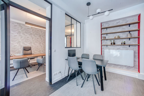 Design de bureaux par l'agence de décoration intérieure Vice Versa dans les Hauts de Seine