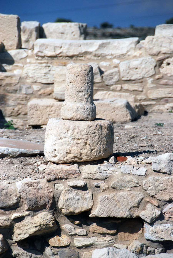 A random order of bleached sandstones and marble, Kourion