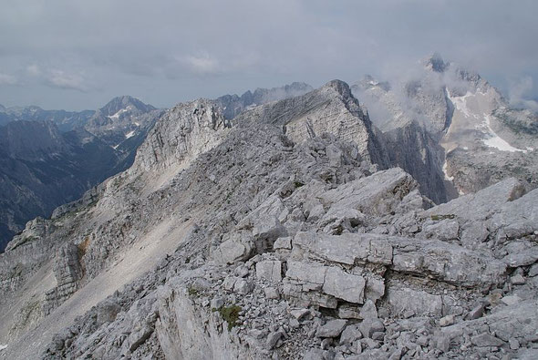 Der Gratverlauf nach Westen