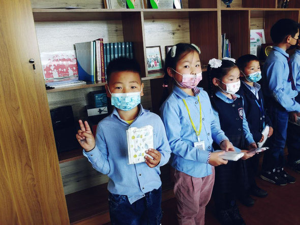 Masks are required to be worn in classroom.  Together with the students of the Eco Club, we distributed handmade masks.
