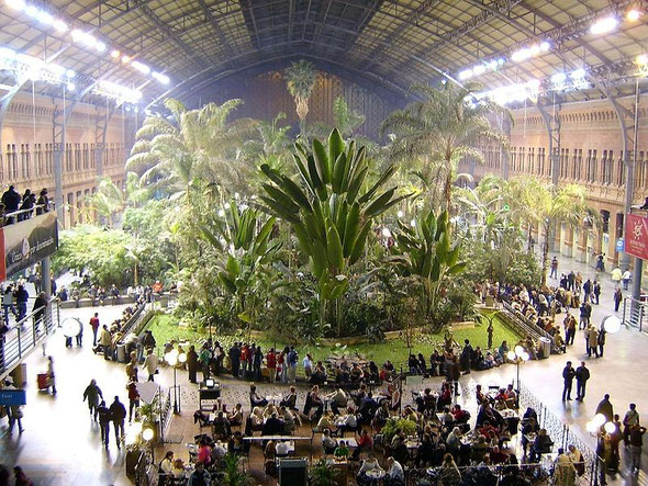 Jardín interior de la estación de Atocha