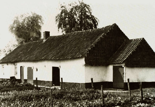 Boerderij van Feel Sas en Regina (Zieneke) Theys. Paalsesteenweg.