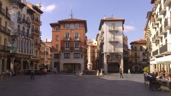 Plaza del Torico, Teruel. Aquí comenzamos la ruta.