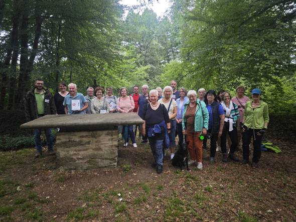 Die Kirchenruine Pfannstiel ist ein ganz besonderer Ort ©Heike Lachnit