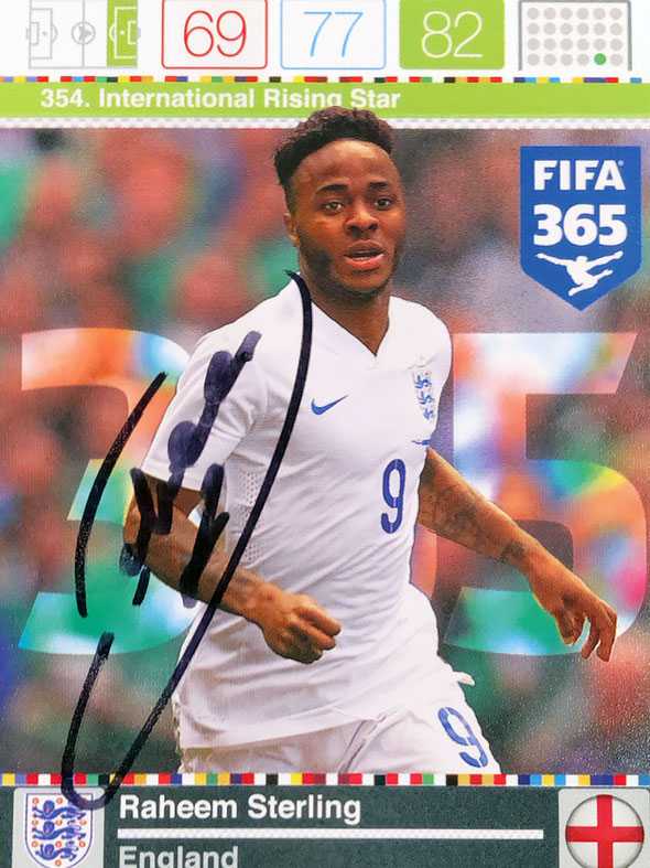 Soccer/Football Autographs Highlights of our Autograph Collection