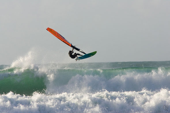 sud-sud-ouest 15 noeuds, houle 2m,14s. Photo Pascal Bulot