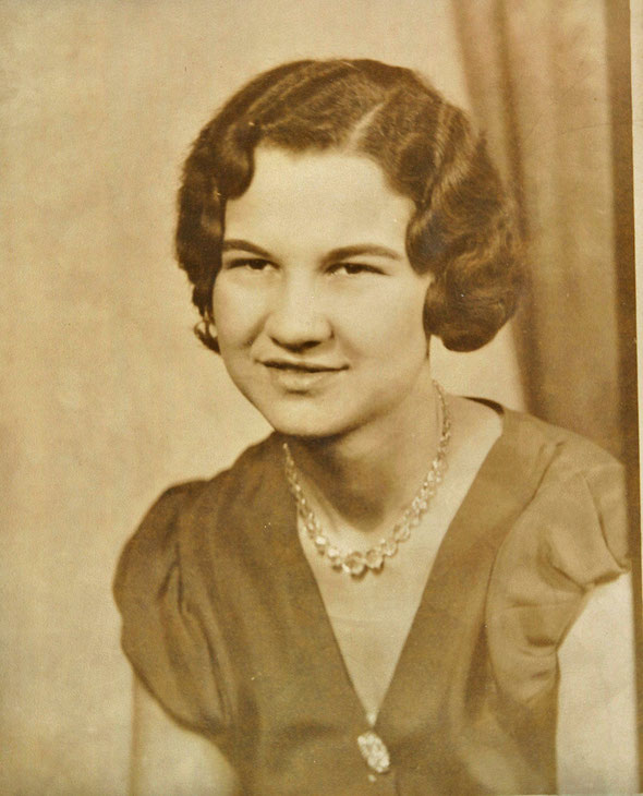Irene McNish (Martha's mother)