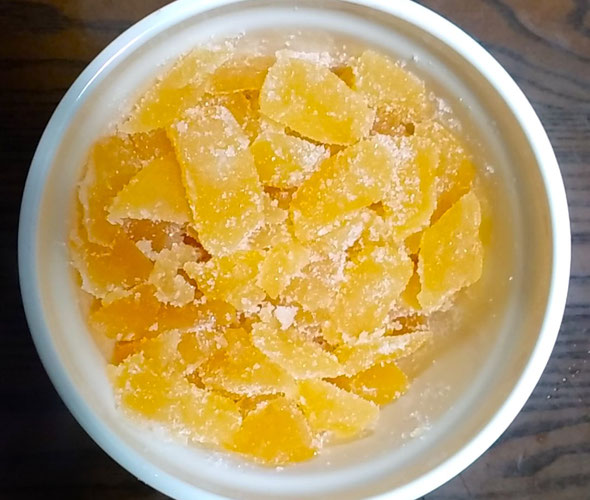 いただいた晩白柚を次男の嫁が砂糖漬けにしてくれました。　　　　　　　　・晩白柚砂糖漬けしてくれし嫁(和良)
