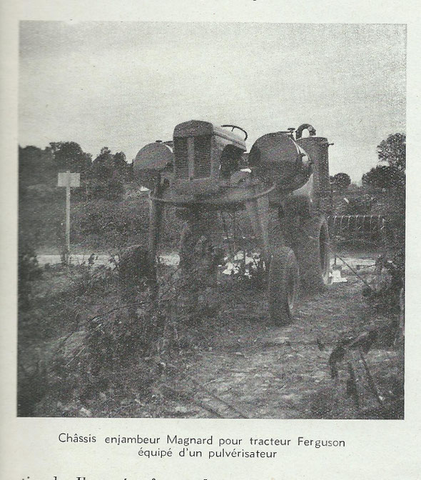 Photo extraite de la revue "Motorisation agricole" d'octobre 1952 à la 4ème démonstration de motoviticulture à Lavalette à Montpellier .