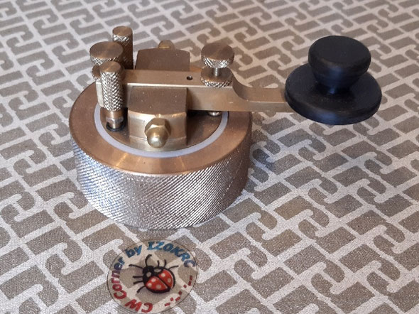 IZ4IST - Tiny cilindrical base key