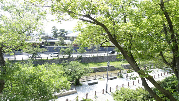 会場の芦屋市民センターの3階から見た風景。5月の日曜日の午後、風は爽やかでしたよ。