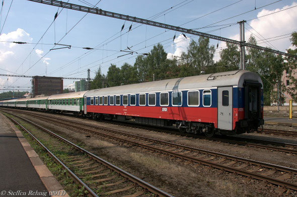 RZD Schlafwagen WLABmee 622071-90 274-7 Moskva - Cheb am R 606 "OHRE" in Cheb (21. Mai 2011)