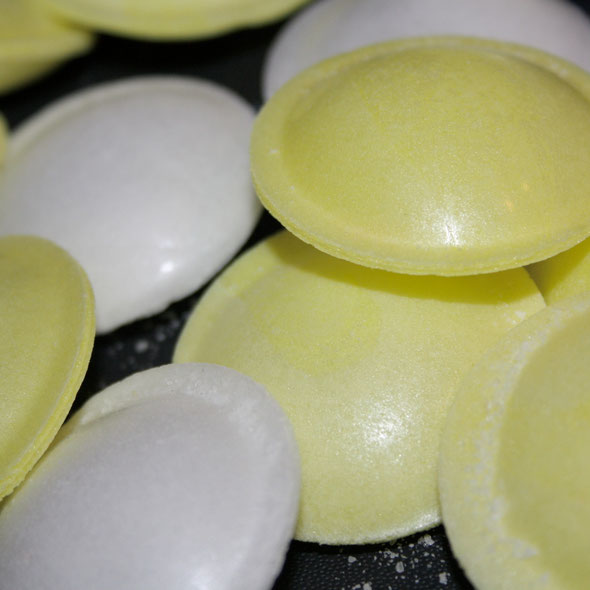 gâteau bonbons cônes soucoupe candy bar sweet