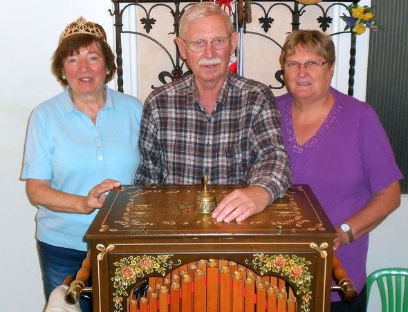 Ingrid und Paul Leißner mit Marlene Kura