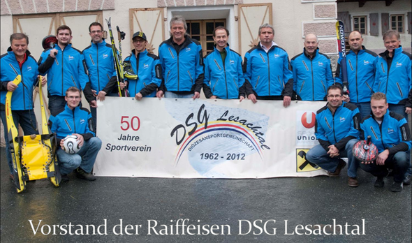 Anläßlich der Jubiläumsferier 50 Jahre DSG Lesachtal (1962 - 2012) präsentiert sich der gesamte Vorstand der DSG Lesachtal 